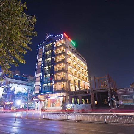 Sunrise Hotel Mandalay Extérieur photo